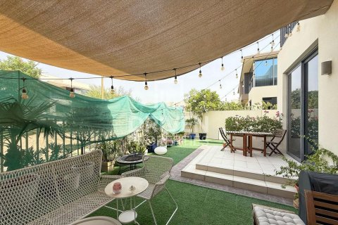 Villa til salg i Dubai Hills Estate, Dubai, UAE 5 soveværelser, 254 kvm № 654304 - foto 23