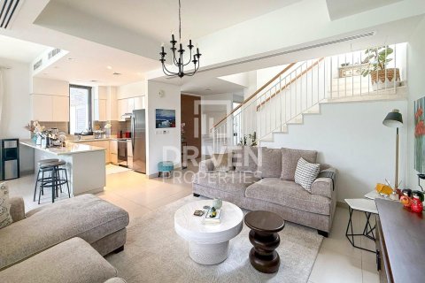 Villa til salg i Dubai Hills Estate, Dubai, UAE 5 soveværelser, 254 kvm № 654304 - foto 8