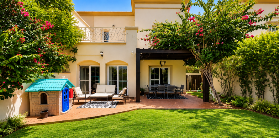 Villa in The Springs, Dubai, VAE: 3 Schlafzimmer, 269.52 m2 Nr. 764407
