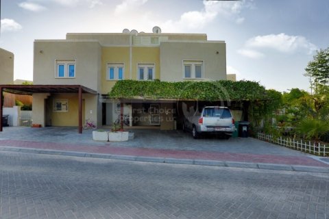 Villa til salg i Al Reef, Abu Dhabi, UAE 2 soveværelser, 170.2 kvm № 731418 - foto 15