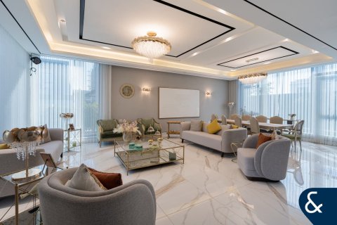 Villa te koop in Al Furjan, Dubai, VAE 5 slaapkamers, 569 vr.m., nr 688653 - foto 6