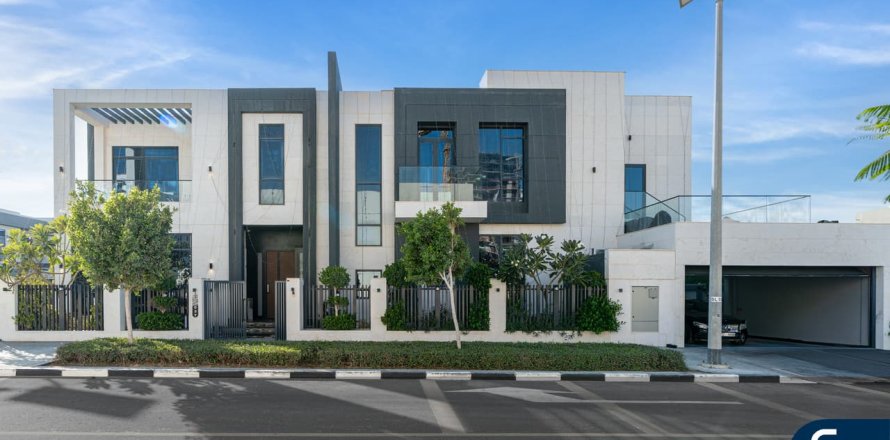 Villa in Al Furjan, Dubai, VAE 5 slaapkamers, 569 vr.m. nr 688653