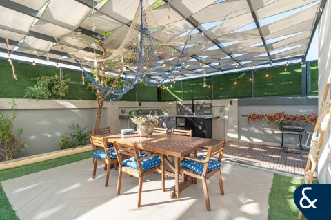 Villa te koop in Al Furjan, Dubai, VAE 5 slaapkamers, 569 vr.m., nr 688653 - foto 20