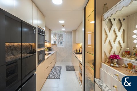 דירה למכירה ב Motor City, Dubai, איחוד האמירויות 3 חדרי שינה, 198 מ"ר, מספר 688655 - תמונה 12