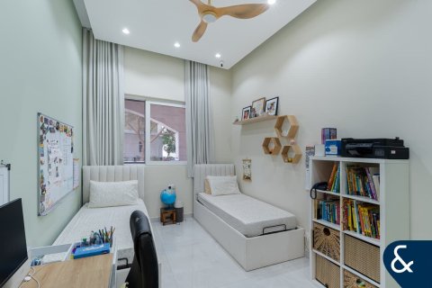 דירה למכירה ב Motor City, Dubai, איחוד האמירויות 3 חדרי שינה, 198 מ"ר, מספר 688655 - תמונה 4