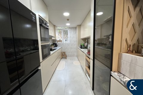 Appartement te koop in Motor City, Dubai, VAE 3 slaapkamers, 198 vr.m., nr 688655 - foto 5