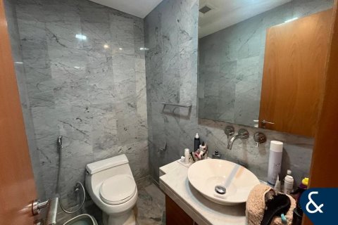 Müüa korter asukohaga Jumeirah Lake Towers, Dubai, AÜE: 1 magamistoaga, 94 m² Nr 688652 - pilt 6