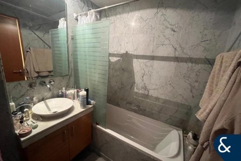 Müüa korter asukohaga Jumeirah Lake Towers, Dubai, AÜE: 1 magamistoaga, 94 m² Nr 688652 - pilt 12