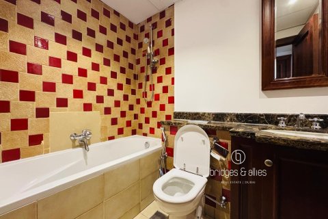 Old Town, Dubai, संयुक्त अरब अमीरात में अपार्टमेंट, 1 बेडरूम, 87 वर्ग मीटर, संख्या 679432 - फ़ोटो 14