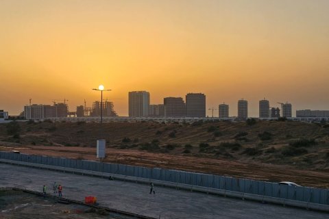 Apartament de vânzare în Ras Al Khaimah, EAU 1 dormitor, 77 mp.  №734616 - poză 3