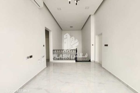 Βίλα σε Khuzam, Ras Al Khaimah, ΗΑΕ 4 υπνοδωμάτια, 636 τ.μ. Αρ. 734618 - φωτογραφία 13