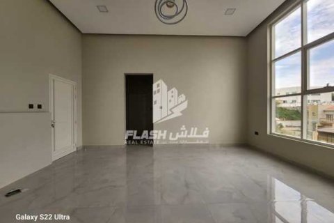 Βίλα σε Khuzam, Ras Al Khaimah, ΗΑΕ 4 υπνοδωμάτια, 636 τ.μ. Αρ. 734618 - φωτογραφία 5