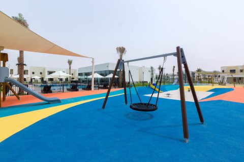 Városi lakóépület itt: Town Square, Dubai, EAE, 3 hálószoba, 187 m², azonosító: 699092 - fénykép 5