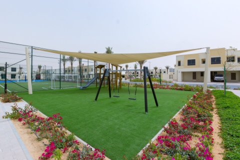Városi lakóépület itt: Town Square, Dubai, EAE, 3 hálószoba, 187 m², azonosító: 699092 - fénykép 7