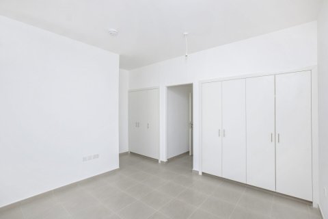 Városi lakóépület itt: Town Square, Dubai, EAE, 3 hálószoba, 188 m², azonosító: 699091 - fénykép 2