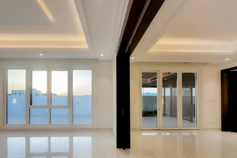 Villa sa Dubai, UAE 6 silid-tulugan, 743.22 sq.m. № 750641 - larawan 13