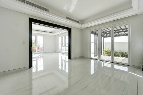 Villa sa Dubai, UAE 6 silid-tulugan, 743.22 sq.m. № 750641 - larawan 30