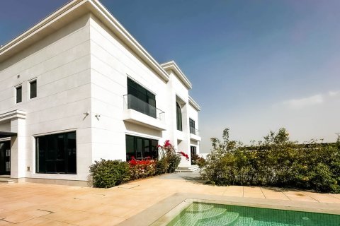 Villa in Dubai, UAE 6 bedrooms, 743.22 sq.m. № 750641