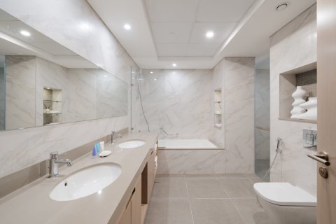 Apartment til leje i Al Satwa, Dubai, UAE 3 soveværelser, 245 kvm № 750643 - foto 8