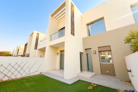 Kaupunkipientalo Arabian Ranches 2, Dubai, Arabiemiraatit 3 makuuhuonetta, 180.88 m2 № 750639