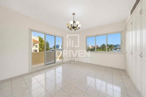 Villa à louer à Al Barsha, Dubai, EAU 5 chambres, 1394.01 m2 № 754170 - photo 6