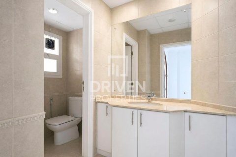 Villa à louer à Al Barsha, Dubai, EAU 5 chambres, 1394.01 m2 № 754170 - photo 17