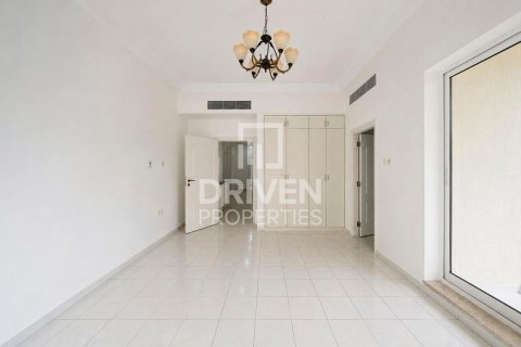 Villa à louer à Al Barsha, Dubai, EAU 5 chambres, 1394.01 m2 № 754170 - photo 11