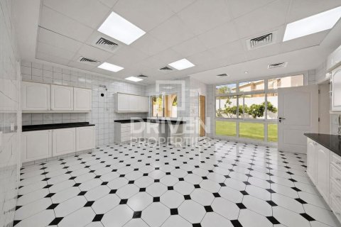 Villa à louer à Al Barsha, Dubai, EAU 5 chambres, 1394.01 m2 № 754170 - photo 13