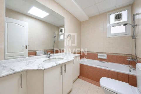 Villa à louer à Al Barsha, Dubai, EAU 5 chambres, 1394.01 m2 № 754170 - photo 19