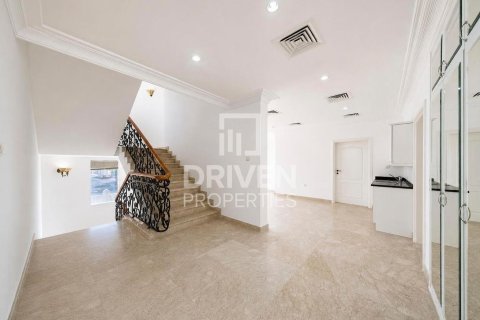Villa à louer à Al Barsha, Dubai, EAU 5 chambres, 1394.01 m2 № 754170 - photo 15