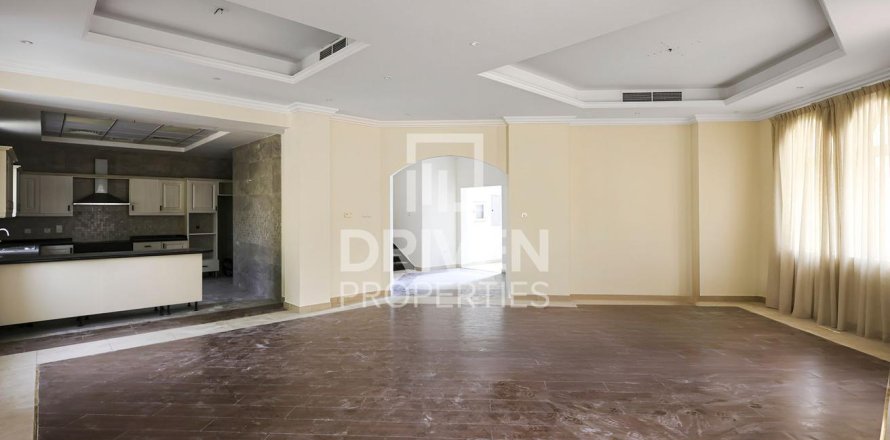 The Villa、Dubai、UAEにあるヴィラ 5ベッドルーム、588.82 m2 No754173