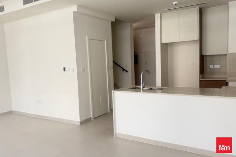 Vilë në Dubai, Emiratet e Bashkuara Arabe 3 dhoma gjumi, 137.9 m2. № 708124 - Foto 3