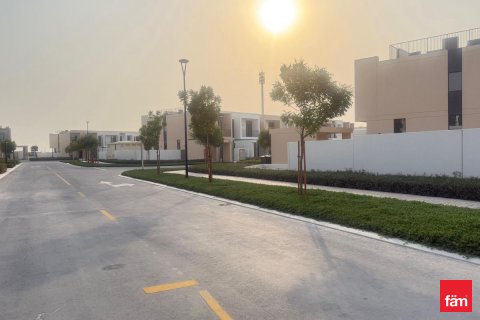 Vilë në Dubai, Emiratet e Bashkuara Arabe 3 dhoma gjumi, 137.9 m2. № 708124 - Foto 24