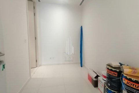 Üürile anda korter asukohaga Corniche Road, Abu Dhabi, AÜE: 3 magamistoaga, 204.4 m² Nr 563582 - pilt 18