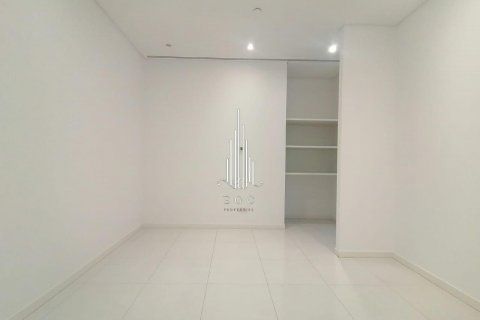 Üürile anda korter asukohaga Corniche Road, Abu Dhabi, AÜE: 3 magamistoaga, 204.4 m² Nr 563582 - pilt 7