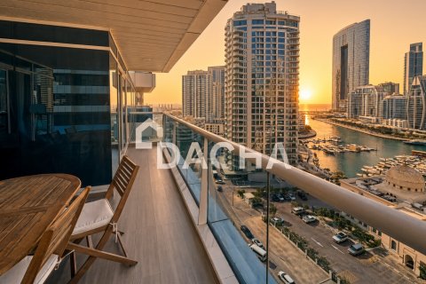 Apartment til salg i Dubai Marina, Dubai, UAE 2 soveværelser, 144 kvm № 717690 - foto 2