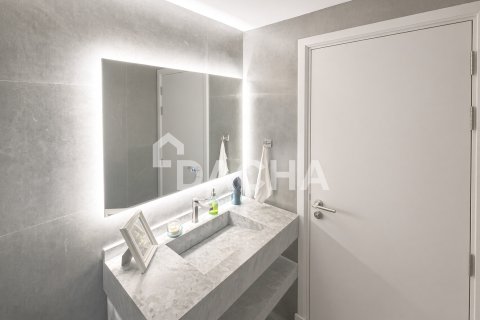 Apartment til salg i Dubai Marina, Dubai, UAE 2 soveværelser, 144 kvm № 717690 - foto 16