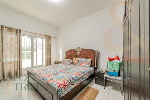 Villa en venta en Jumeirah Village Circle, Dubai, EAU 4 dormitorios, 501 m2 № 648541 - foto 2