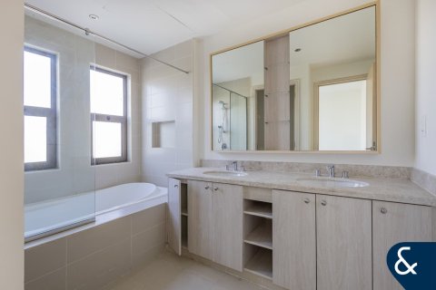 Villa sa Dubai, UAE 4 silid-tulugan, 237 sq.m. № 666314 - larawan 13