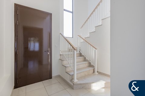 Villa sa Dubai, UAE 4 silid-tulugan, 237 sq.m. № 666314 - larawan 21