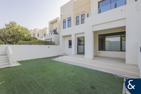 Villa sa Dubai, UAE 4 silid-tulugan, 237 sq.m. № 666314 - larawan 3