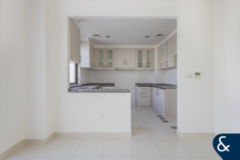 Villa sa Dubai, UAE 4 silid-tulugan, 237 sq.m. № 666314 - larawan 6