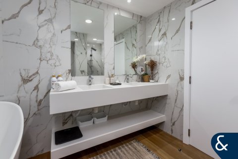 شقة للبيع في مساكن شاطئ جميرا، دبي، الإمارات العربية المتحدة 2 غرفة نوم ، 141 متر مربع ، رقم 666312 - صورة 20