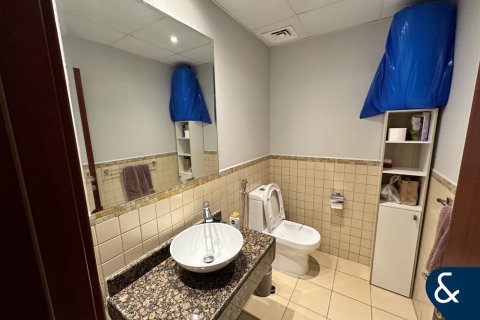 Jumeirah Beach Residence, Dubai, संयुक्त अरब अमीरात में अपार्टमेंट, 1 बेडरूम, 103 वर्ग मीटर, संख्या 666316 - फ़ोटो 12