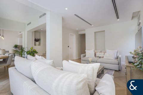 Villa till försäljning i Reem, Dubai, UAE 4 sovrum, 263 kvm Nr. 666318 - fotografi 3