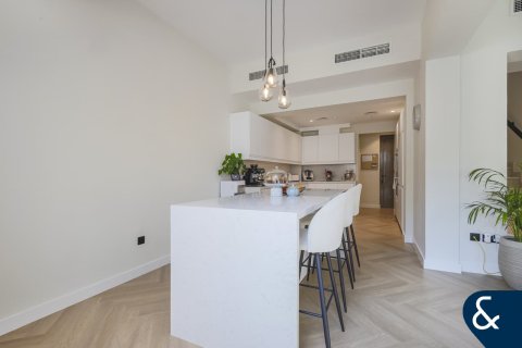 Villa till försäljning i Reem, Dubai, UAE 4 sovrum, 263 kvm Nr. 666318 - fotografi 7