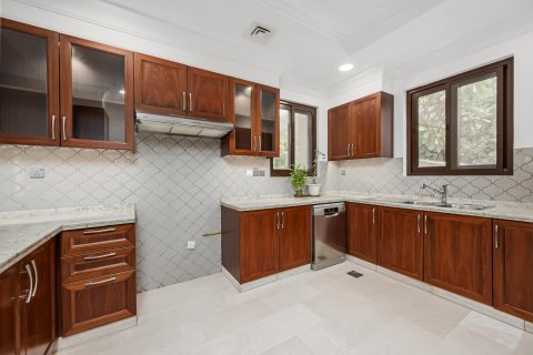 Willa do wynajęcia w Arabian Ranches, Dubai, ZEA 4 sypialnie, 488.28 mkw., nr 764385 - zdjęcie 10