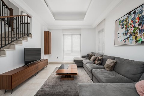 Willa do wynajęcia w Arabian Ranches, Dubai, ZEA 4 sypialnie, 488.28 mkw., nr 764385 - zdjęcie 9