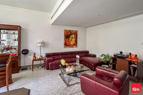 Kaupunkipientalo Dubai, Arabiemiraatit 3 makuuhuonetta, 187.2 m2 № 640391 - kuva 1