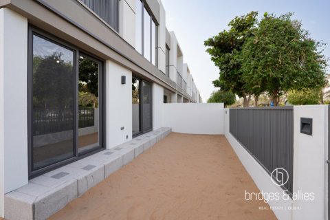 Tilal Al Ghaf, Dubai, BAE’de kiralık villa 4 yatak odası, 144 m&sup2; No 697430 - fotoğraf 21